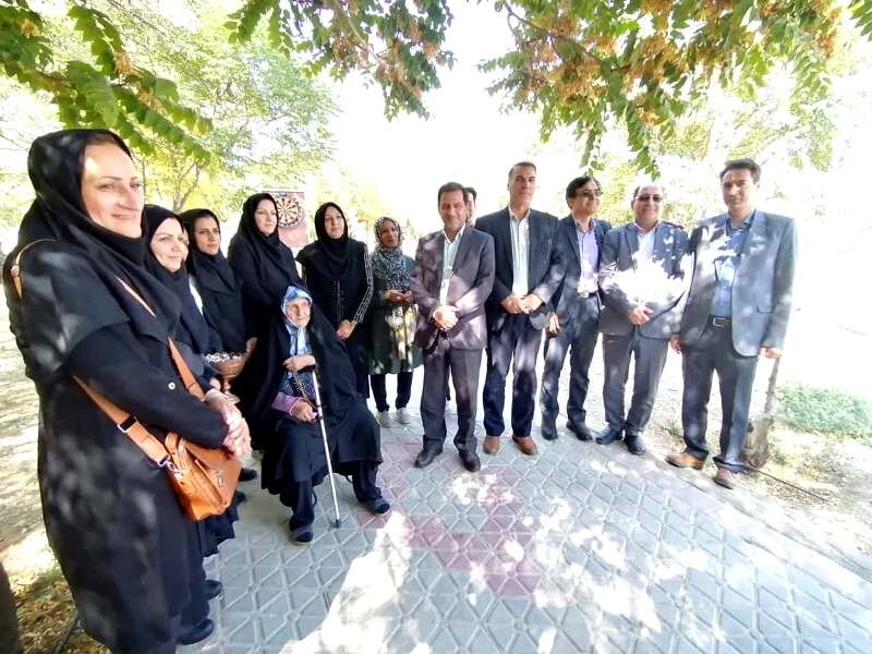 نجفآباد| افزایش کیفیت زندگی سالمندان نیازمند حمایتهای اجتماعی و پزشکی