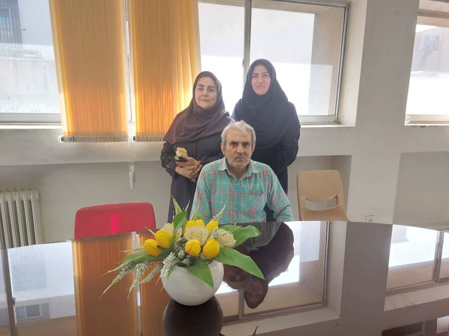 شهرتهران| تقدیر از کارکنان ناشنوا