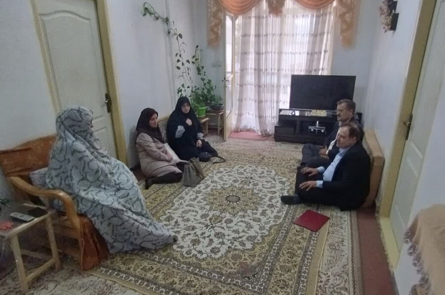 دیدار با سالمند تحت پوشش بهزیستی ساوجبلاغ