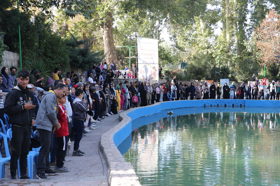 پیاده روی خانوتدگی بمناسبت هفته سالمند