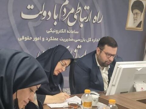 حضور مدیرکل بهزیستی استان تهران در مرکز سامد و پاسخگویی به درخواست های مردمی