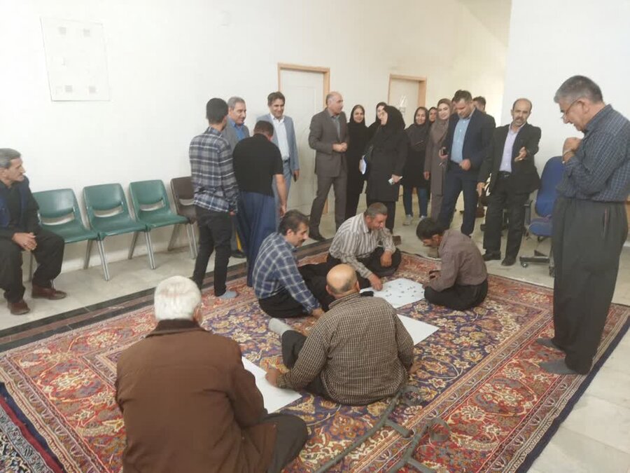 سنندج / برگزاری مسابقات ورزشی بومی محلی سالمندان