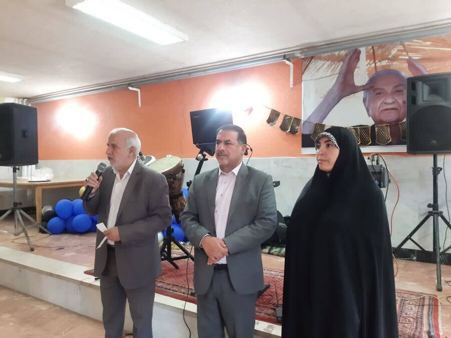 شهرقدس| مراسم نشاط برای سالمندان شهرستان