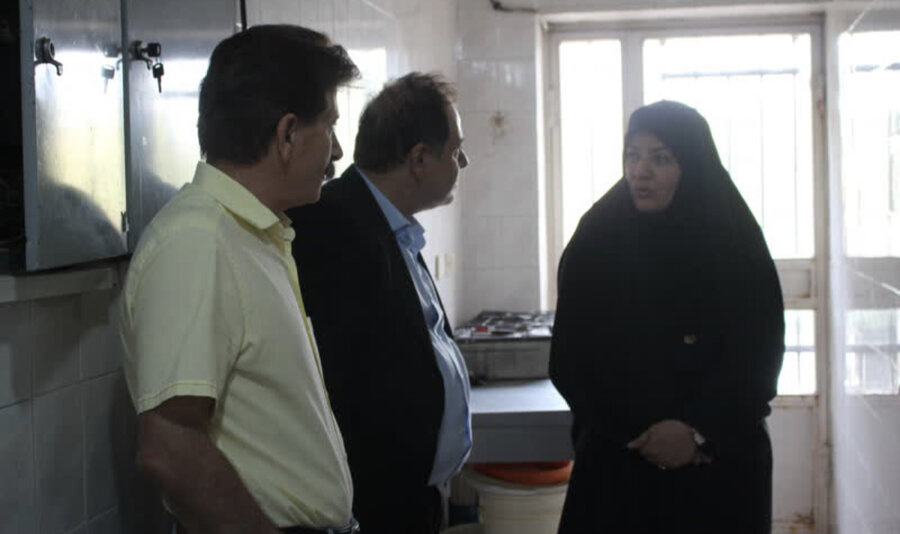 بازدید سرزده مدیرکل بهزیستی البرز از مرکز نگهداری از بیماران اعصاب و روان مهر هشتگرد