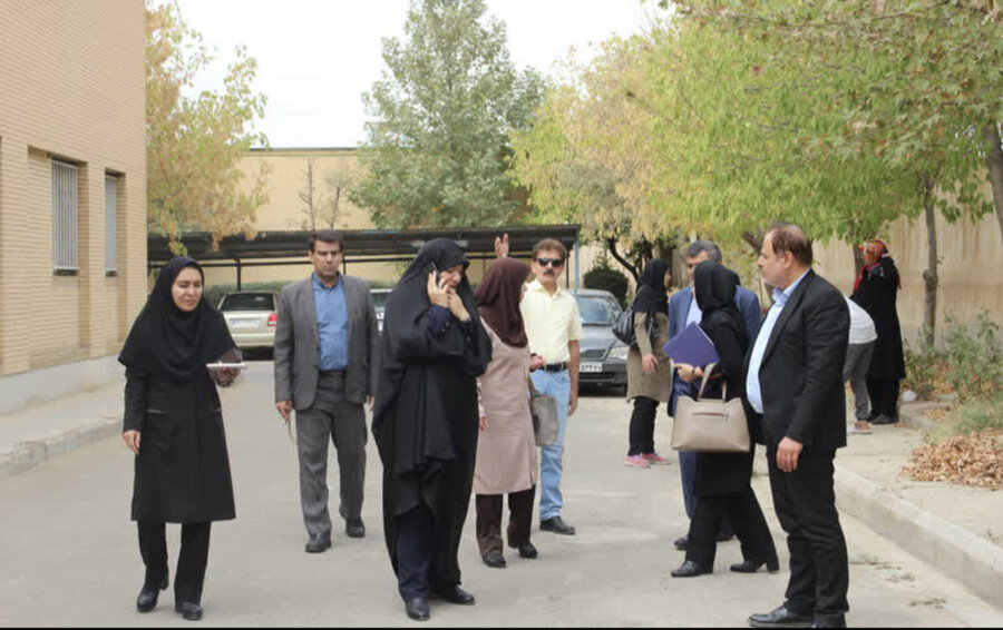 بازدید سرزده مدیرکل بهزیستی البرز از مرکز نگهداری از بیماران اعصاب و روان مهر هشتگرد