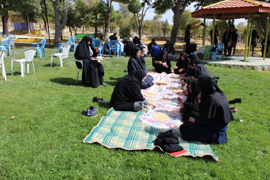 فریدن| نهم آذر، روز یادآوری جایگاه ارزنده سالمندان