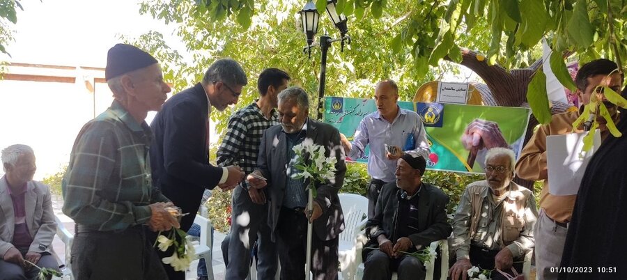 دهاقان|برگزاری مراسم تجلیل از سالمندان شهرستان