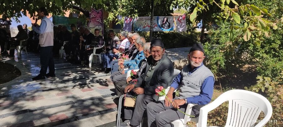 دهاقان|برگزاری مراسم تجلیل از سالمندان شهرستان