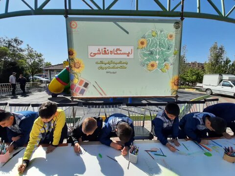 گزارش تصویری| ایستگاه نقاشی در شیرخوارگاه نور احسان تبریز