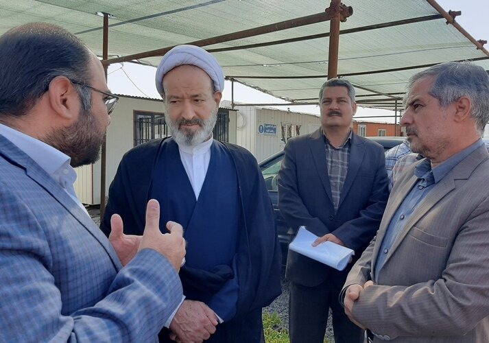 اردستان | بازدید مسئولین از پروژه ۱۲ واحدی خانوادههای دارای دو عضو معلول