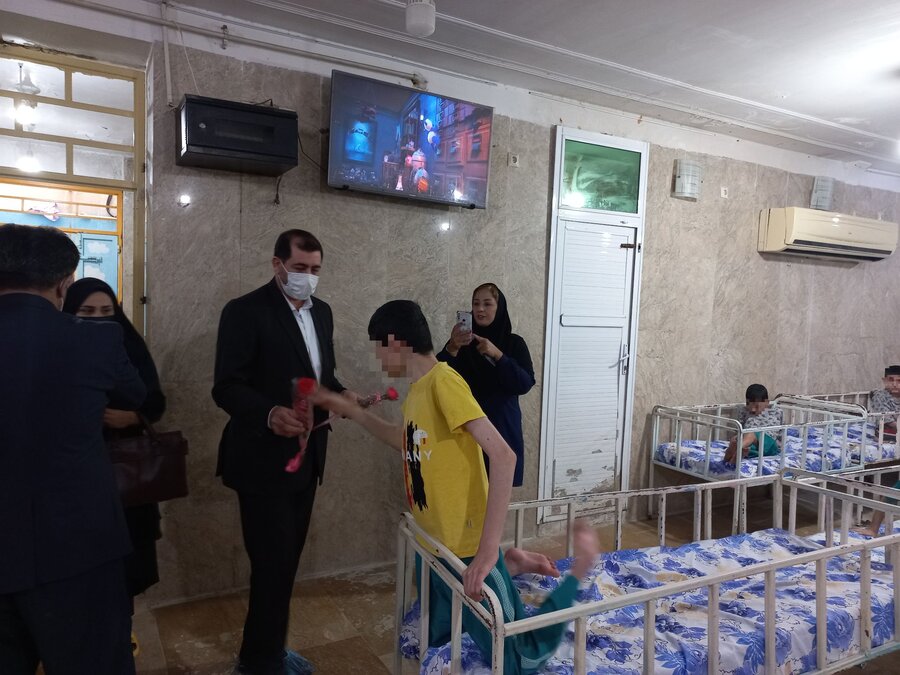 بازدید دادستان خوزستان از مرکز توانبخشی