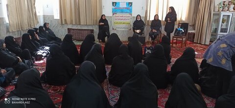 گزارش تصویری| آموزش آشنایی با بیماری های دوران سالمندی در آذرشهر