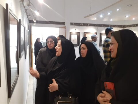 گزارش تصویری | مهدیشهر افتتاح نمایشگاه آثار هنرمند دارای معلولیت