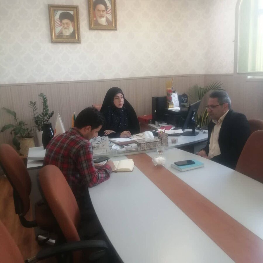 پاکدشت | نشست به مناسبت روز جهانی کودک