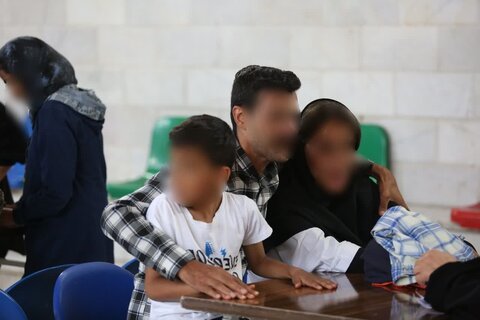 دیدار کودکان مقیم مراکز شبه‌خانواده با والدین خود در زندان