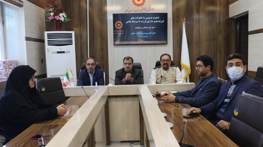 تقدیر از خانواده های فرزند پذیر