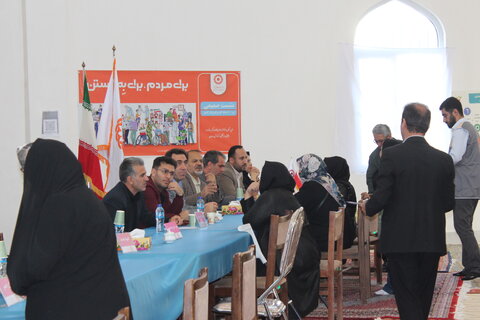 گزاش تصویی| برگزاری نشست صمیمی در محلات کم برخوردرا شهرستان اردبیل