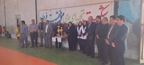 نکا| برگزاری مسابقات فوتسال ویژه نونهالان منطقه کم برخوردار مهرگان شهرستان نکا