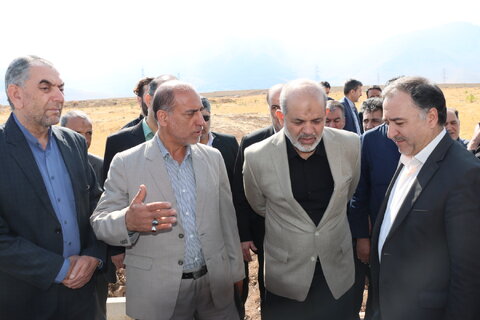 گزارش تصویری ا بازدید دکتر وحیدی وزیر کشور از بزرگترین پروژه توانبخشی بهزیستی کشور