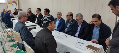 برگزاری میز خدمت بهزیستی در مسجد امام شافعی اهل سنت ارومیه‌