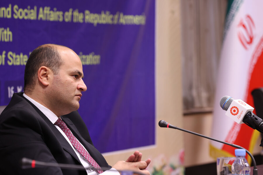 نشست صمیمانه وزیر کار و امور اجتماعی ارمنستان ومعاون وزیر ورئیس سازمان بهزیستی کشور