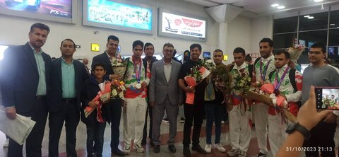 گزارش تصویری|مراسم استقبال از دومین گروه از  افتخار آفرینان کاروان اعزامی فارس در مسابقات پاراآسیایی هانگژو ۲۰۲۳