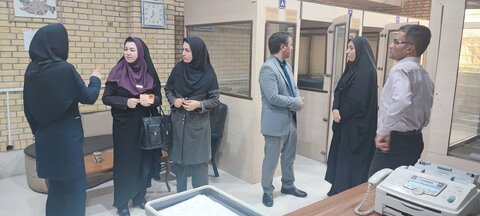 بازدید معاون امور اجتماعی بهزیستی فارس از مرکز اورژانس اجتماعی شیراز