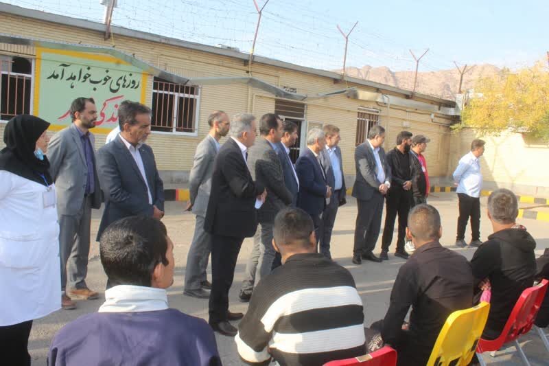 ایجاد کمپ ترک اعتیاد مجزا برای زنان متجاهر کرمان ضرورت دارد ایجاد کمپ ترک اعتیاد مجزا برای زنان متجاهر کرمان ضرورت دارد