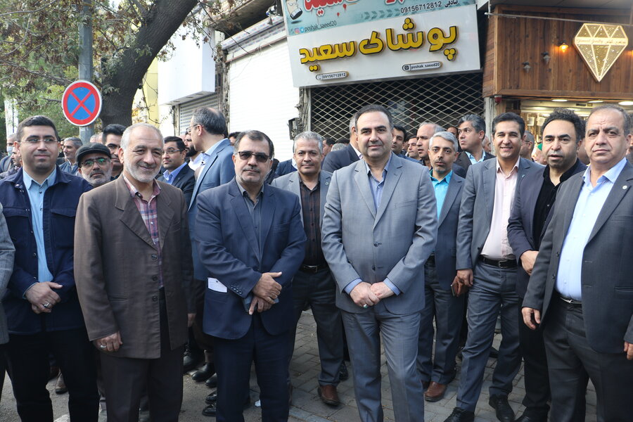 یوم الله 13 آبان گرامیباد