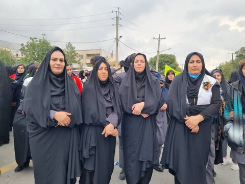 گزارش تصویری| حضور روسا، کارکنان و مددکاران اورژانس اجتماعی شهرستانها در راهپیمایی یوم الله 13آبان