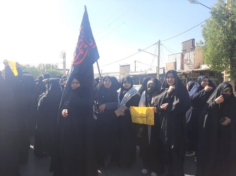 گزارش تصویری| حضور روسا، کارکنان و مددکاران اورژانس اجتماعی شهرستانها در راهپیمایی یوم الله 13آبان