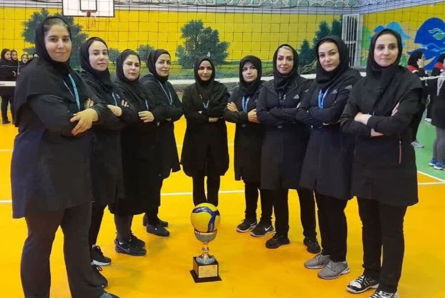 درخشش ورزشکاران تیم والیبال بانوان بهزیستی البرز و کسب عنوان نائب قهرمانی در مسابقات کارکنان بهزیستی سراسر کشور