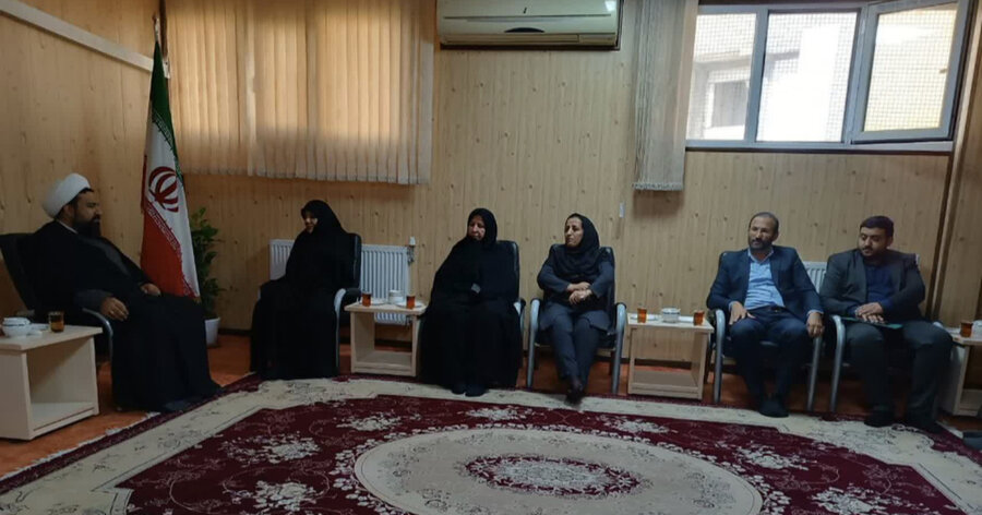 مدیرکل بهزیستی استان البرز با امام جمعه شهرستان چهارباغ دیدار و گفتگو کرد