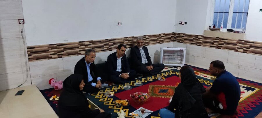 دیدار سرپرست بهزیستی استان بوشهر از خانواده چهار قلوی منتقله از استان فارس مقیم  دشتستان