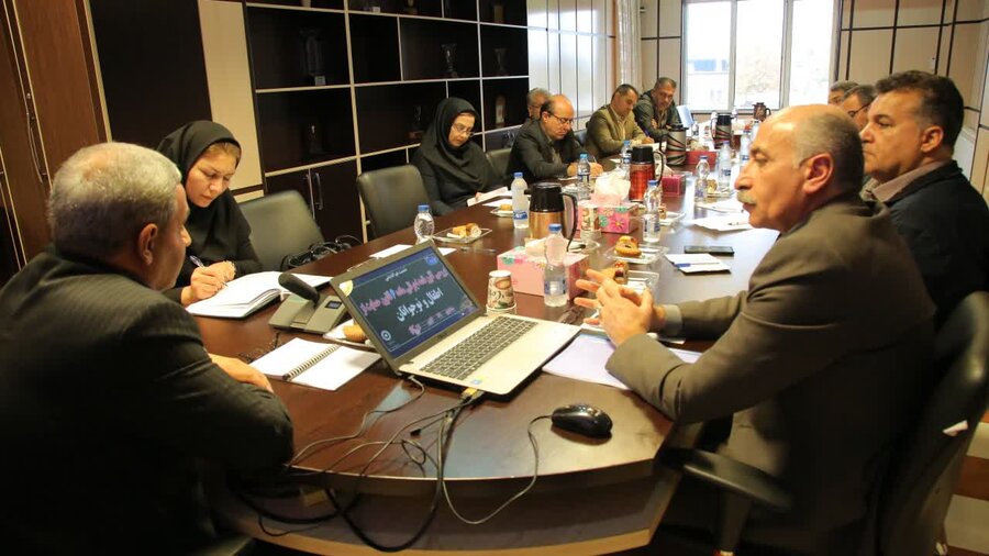 جلسه هم اندیشی دستگاه های مجری آیین نامه (ماده ۶ قانون حمایت از اطفال و نوجوانان)