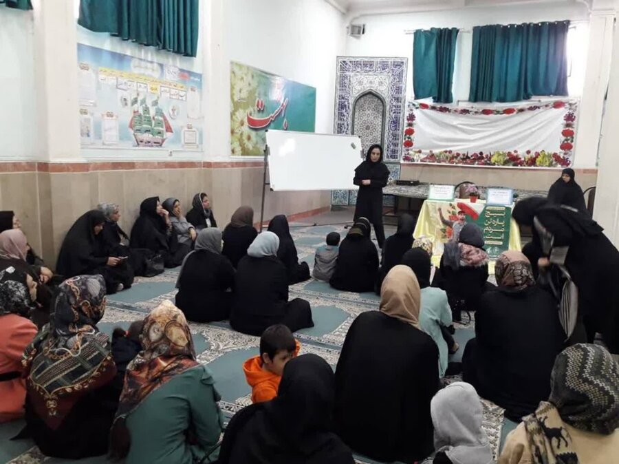 قرچک | کارگاه آموزشی مهارتهای آموزش خانواده