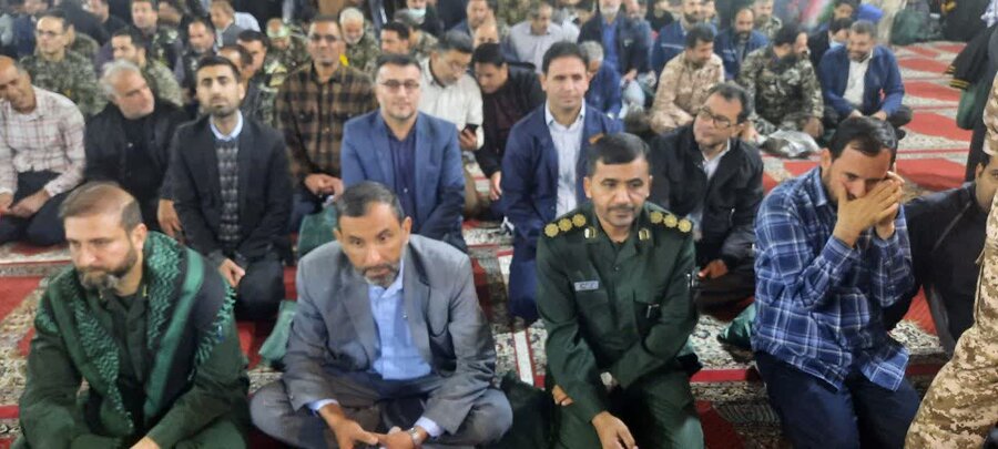 حضور مدیر کل و کارکنان بهزیستی خوزستان  به مناسبت هفته بسیج در مصلای اهواز