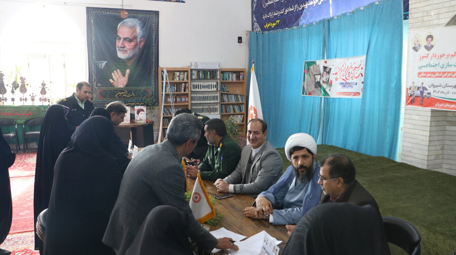 برگزاری میز ارتباطات مردمی