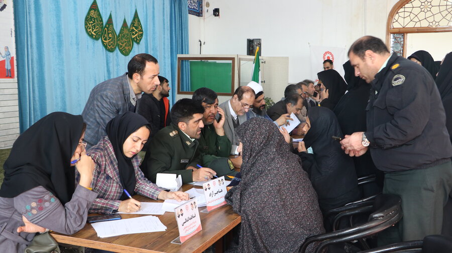 برگزاری میز ارتباطات مردمی