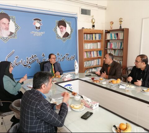 نشست هم اندیشی و همفکری معاونت پیشگیری بهزیستی کردستان و اداره آموزش و پرورش استثنایی استان