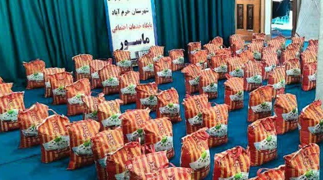 🔸توزیع یک تن برنج بین مددجویان بهزیستی با مشارکت جمعیت هلال احمر استان