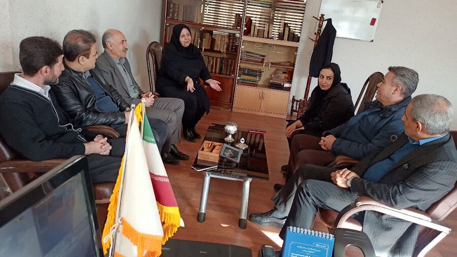 حضور مدیرکل بهزیستی کردستان در بهزیستی کامیاران