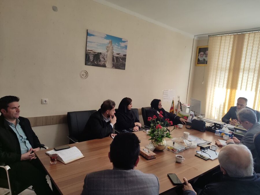 نشست تخصصی پایش و ارزشیابی (پنجمین برنامه استراتژیک کنترل ایدز در استان کردستان )