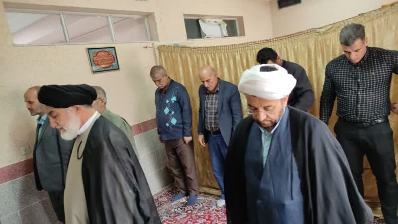 دررسانه| از فعالان اقامه نماز بهزیستی تویسرکان تجلیل شد