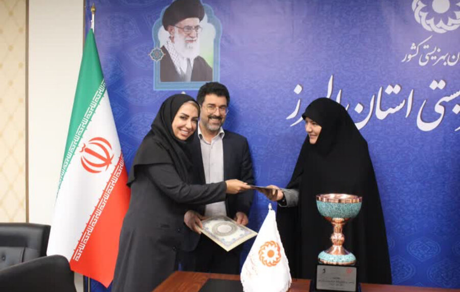 تقدیر از کارمندان والیبالیست قهرمان بهزیستی استان البرز