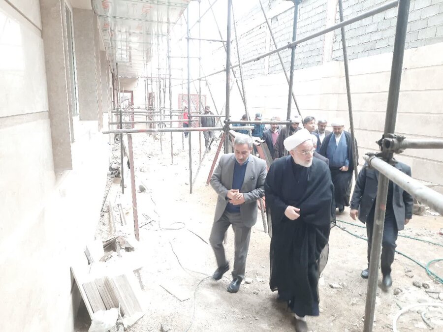 قـــروە| بازدید نماینده ولی فقیه و مدیر کل بهزیستی از مرکز نگهداری باران