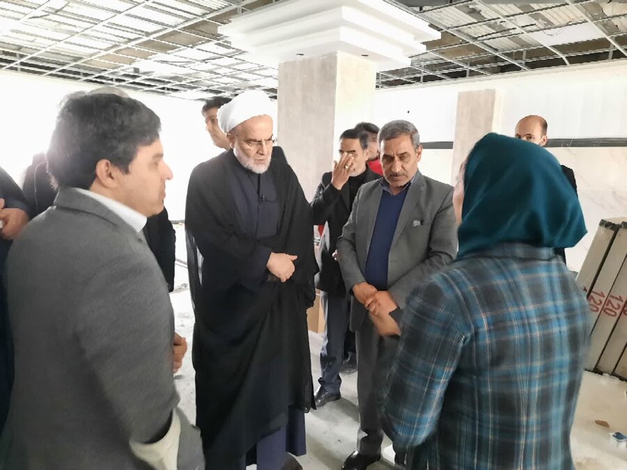 قـــروە| بازدید نماینده ولی فقیه و مدیر کل بهزیستی از مرکز نگهداری باران