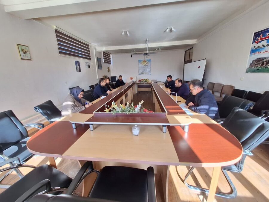 دیواندره/جلسه کمیته تخصصی عمران و زیربنای شورای سالمندی