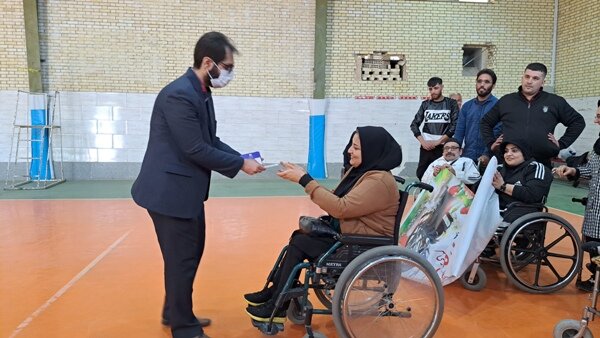 خمینیشهر| جشنواره فرهنگی ورزشی بازیهای بومی محلی در شهرستان