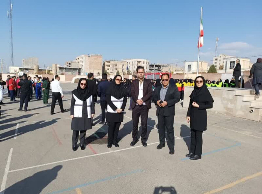 نظرآباد | مشارکت اورژانس اجتماعی در برگزاری مانور سراسری زلزله در شهرستان نظرآباد